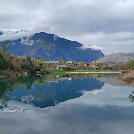 Villargondran, Les Magnifiques Cols De Maurienne Garage Motos, Velos Номер фото